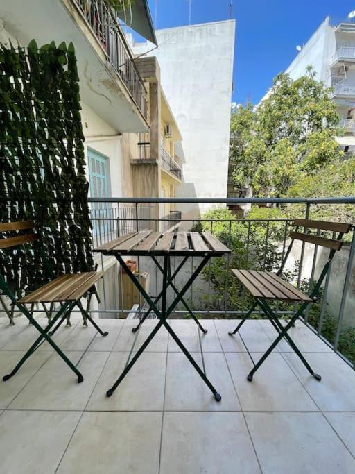 Kato Patisia Studio With Balcony Athens Exterior photo